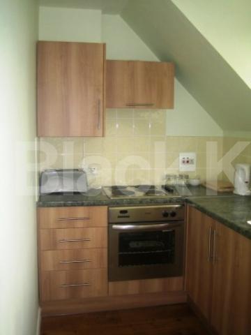 			AMAZING LOCATION!!!, 1 Bedroom, 1 bath, 1 reception Flat			 Highgate West Hill, HIGHGATE